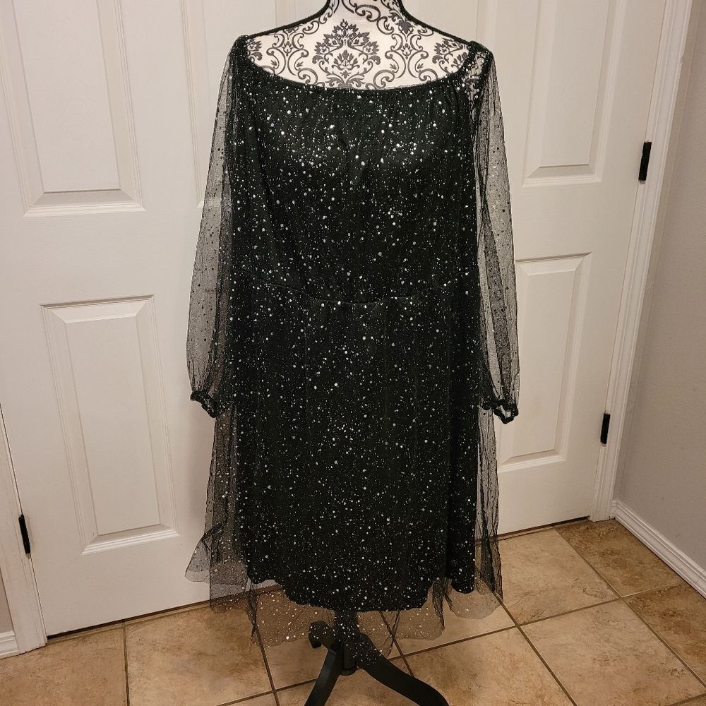 Shein curve silver‎ dotted dress